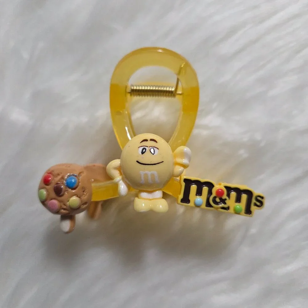 Peanut M&M Claw Clip